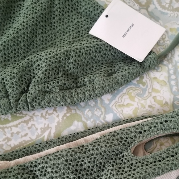 Urban Outfitters - Out From Under cutout bikini - Picture 2 of 5